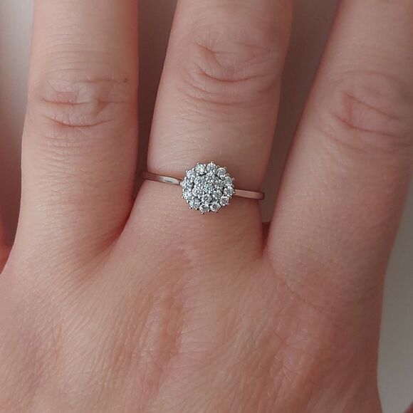 Platinum Plated S925 Sterling Silver Sparkling Flower Ring - Picture 6 of 7